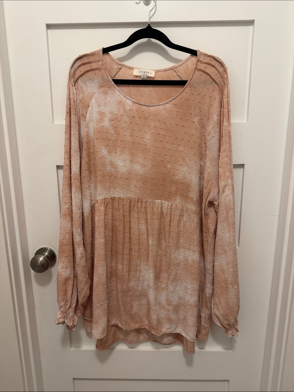 Umgee Blush Dot Peasant Tunic